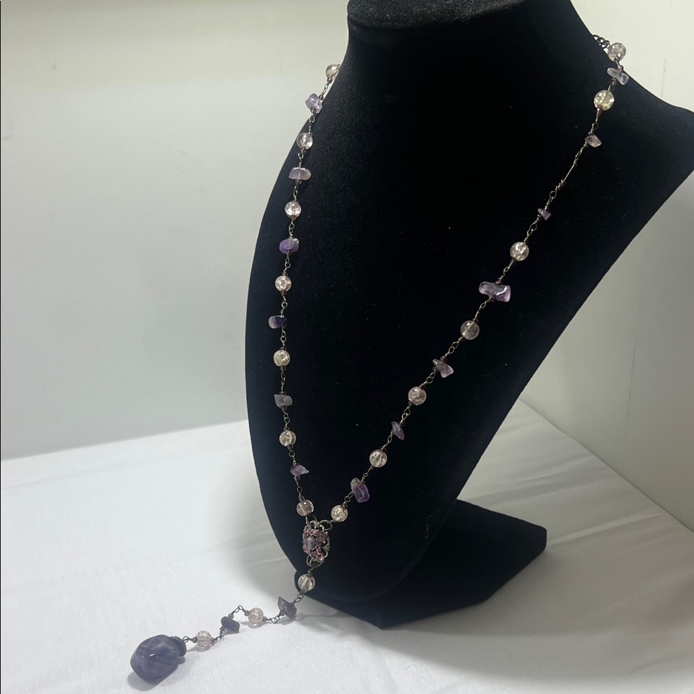 Chic Amethyst and Silver Necklace